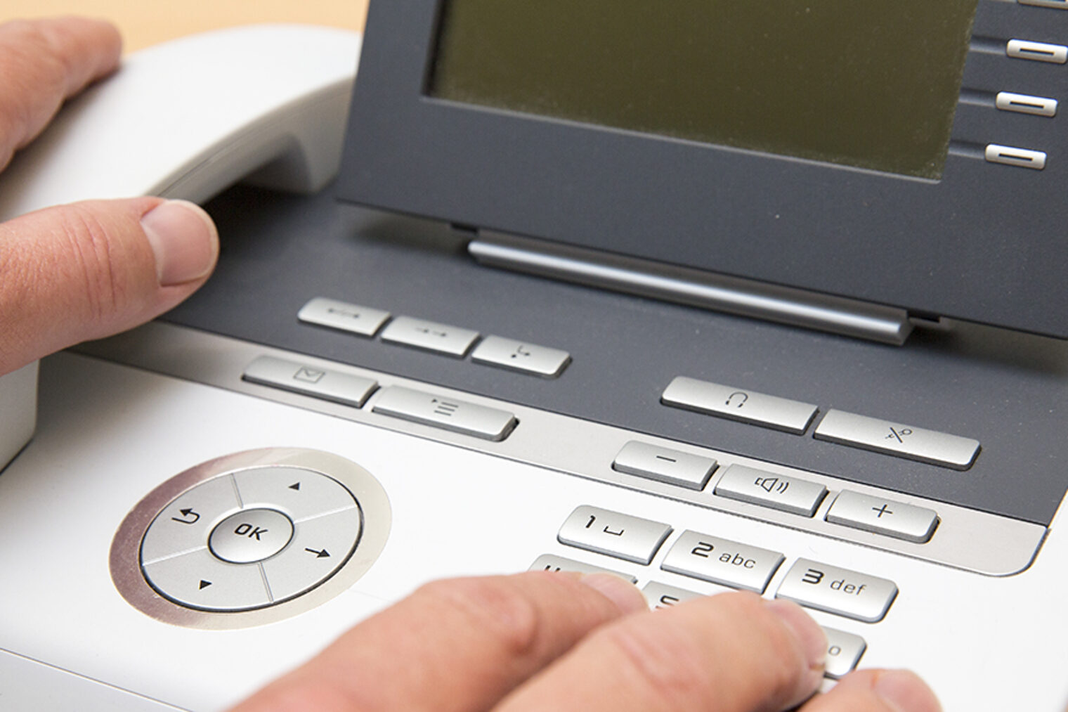 Telefon Hand Hörer Schreibtisch Tasten Wählen Abheben Display Arbeitsplatz