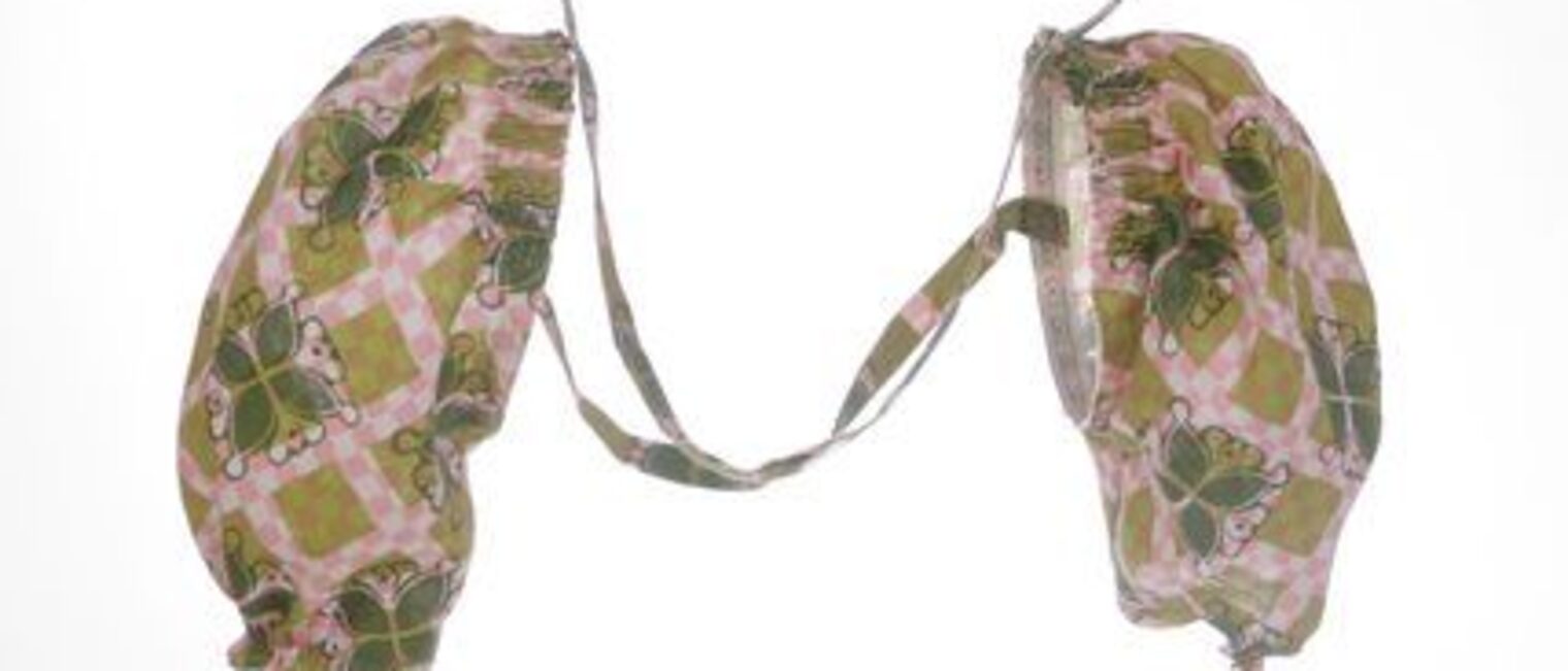 Kurzpuff (grün / rosa); Ramie, Siebdruck, genäht; 24 x 45 x 16 cm