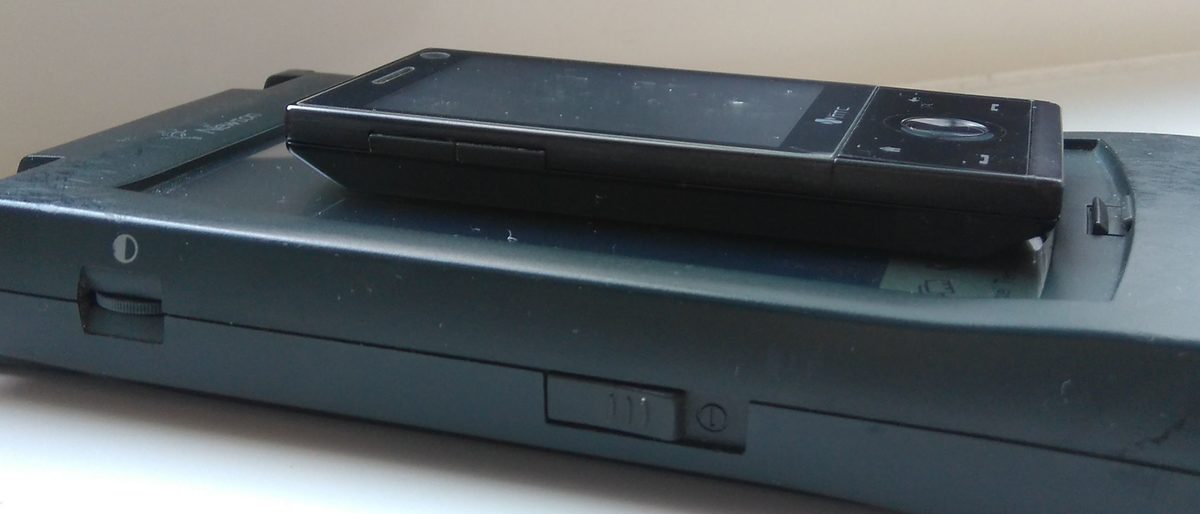 Newton und Smartphone