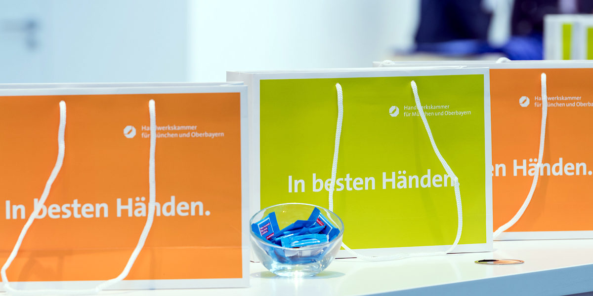 Stand der Handwerkskammer Muenchen und Oberbayern auf der Interantionalen Handwerksmesse. Schlagwort(e): Internationale Handwerskmesse, Handwerksmesse, Messe, Handwerk