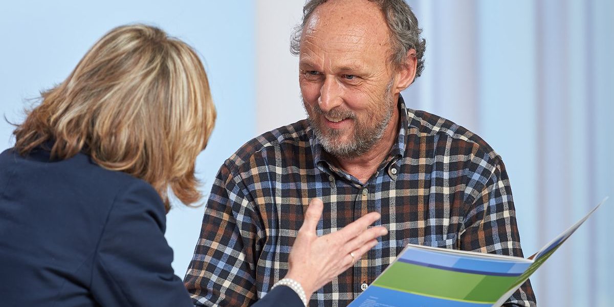 Fotos für die Berater-Broschüre der Handwerkskammer für München und Oberbayern. Beratungssituation. Schlagwort(e): Beraterbroschüre, Handwerk, IHM, Internationale Handwerksmesse, Messe, Wirtschaft