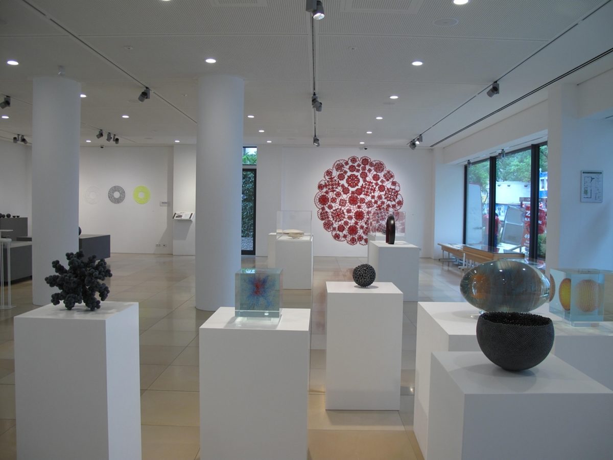 Galerie Handwerk, Punkt Kreis Kugel 2