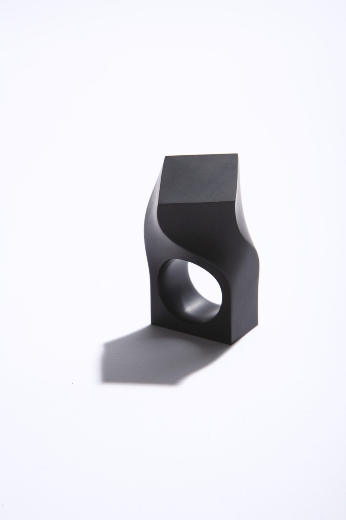 Yutaka Minegishi, 50 Jahre Galerie Handwerk München