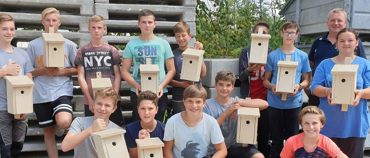 Ferienwerkstatt Rosenheim 2019Gruppenbild Handwerkskammer für München und Oberbayern Bildungszentrum RosenheimFerienwerkstatt Rosenheim 2019
