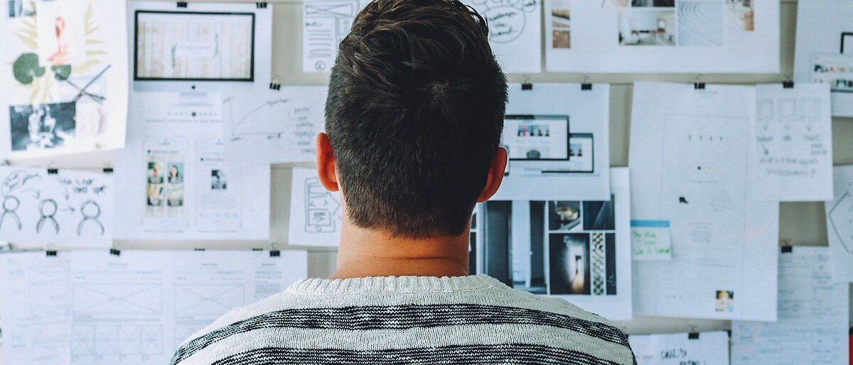 anfang whiteboard zimmer drinnen erwachsene büro