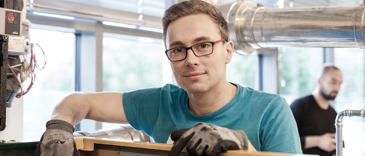 Ausbildung, Auszubildende, Auszubildender, Lehrling, Werkstatt, SHK, Sanitärtechnik, Klimatechnik, Heizungstechnik, Haustechnik, 20733