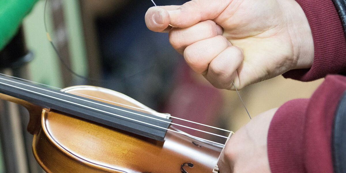 Hand Geige Violine Saite Werkstatt