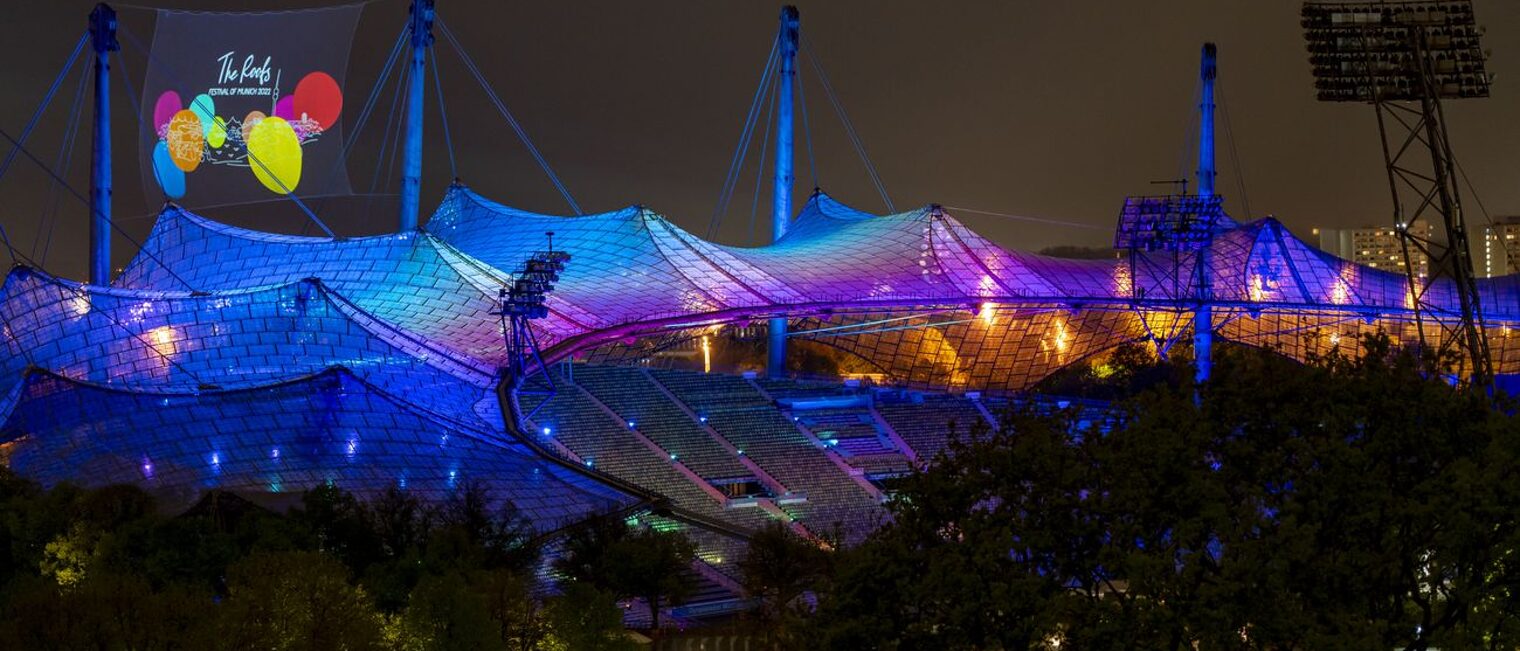 A light installation is on display in the Olympiapark in Munich on Monday (02.05.2022) to mark the 100-day countdown start. Foto: Marc Müller / Munich2022 Schlagwort(e): munich2022, ec2022, lichtinstallation, 100 days to go, countdown, oly