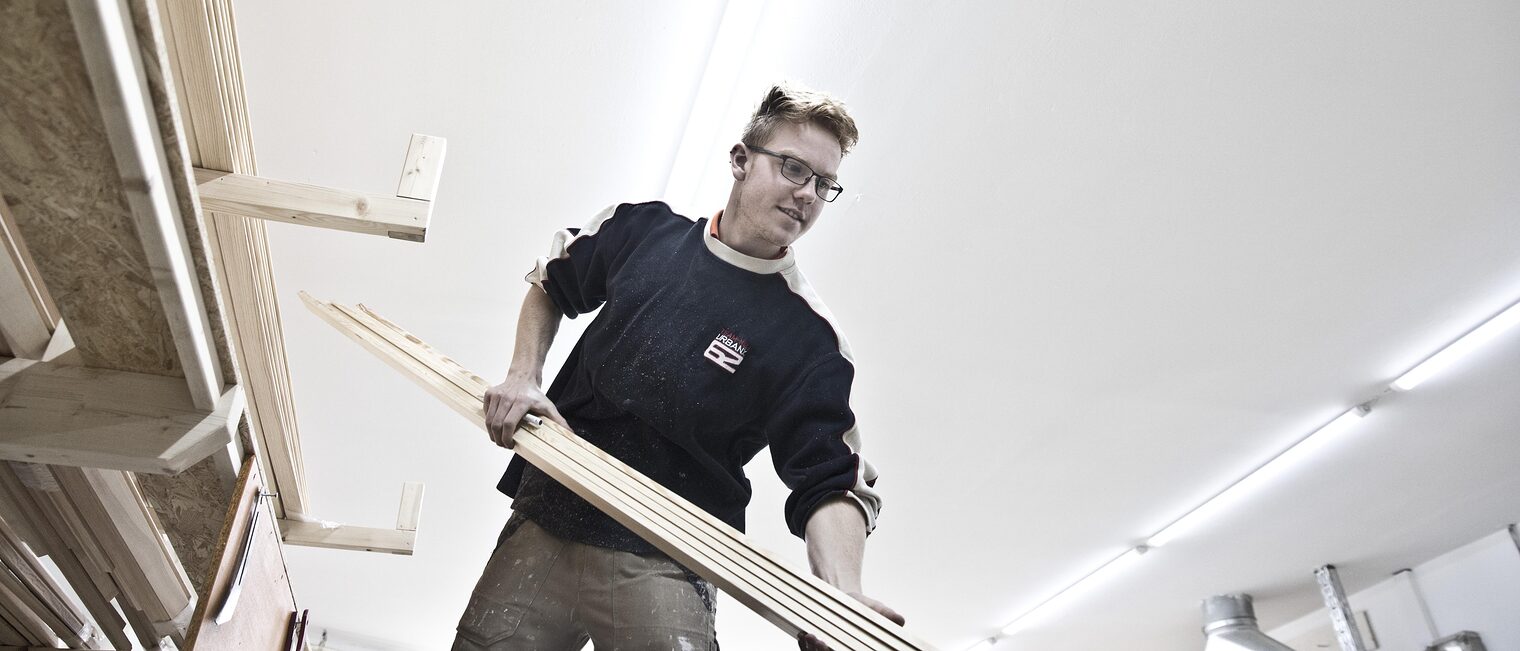 Fotoshooting_Bht_wir_feiern_Bayern_-_Penning_Simper-gmbh_Bau-_u_m_belschreinerei_221364