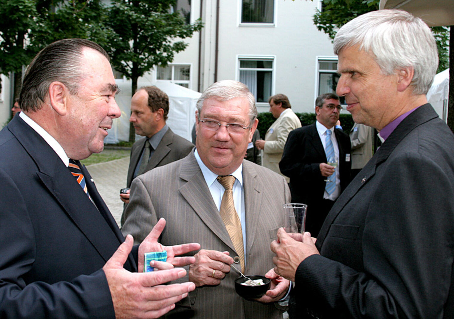 Präsident Heinrich Traublinger, Landwirtschaftsminister Josef Miller und der Landesbischof der Evangelisch-Lutherischen Kirche in Bayern Dr. Johannes Friedrich.