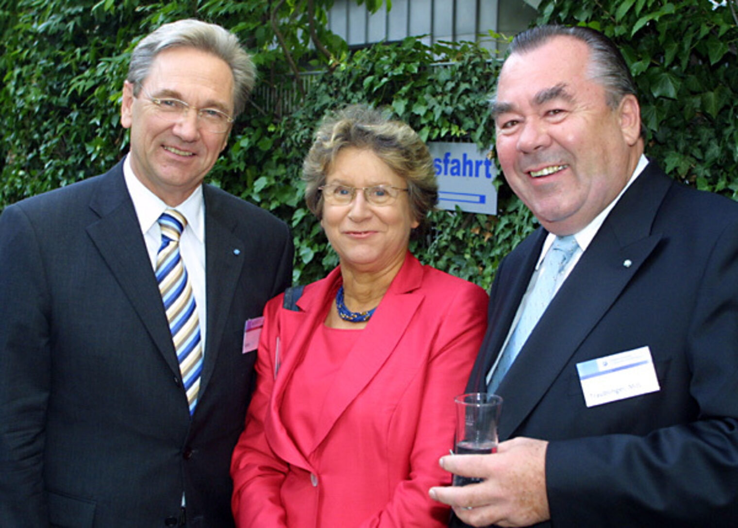 (v.l.n.r.) Bernd Lenze, Hauptgeschäftsführer der Handwerkskammer für München und Oberbayern, Dr. Gertraud Burkert, 2. Bürgermeisterin der Landeshauptstadt München und Handwerkskammer-Präsident Heinrich Traublinger, MdL