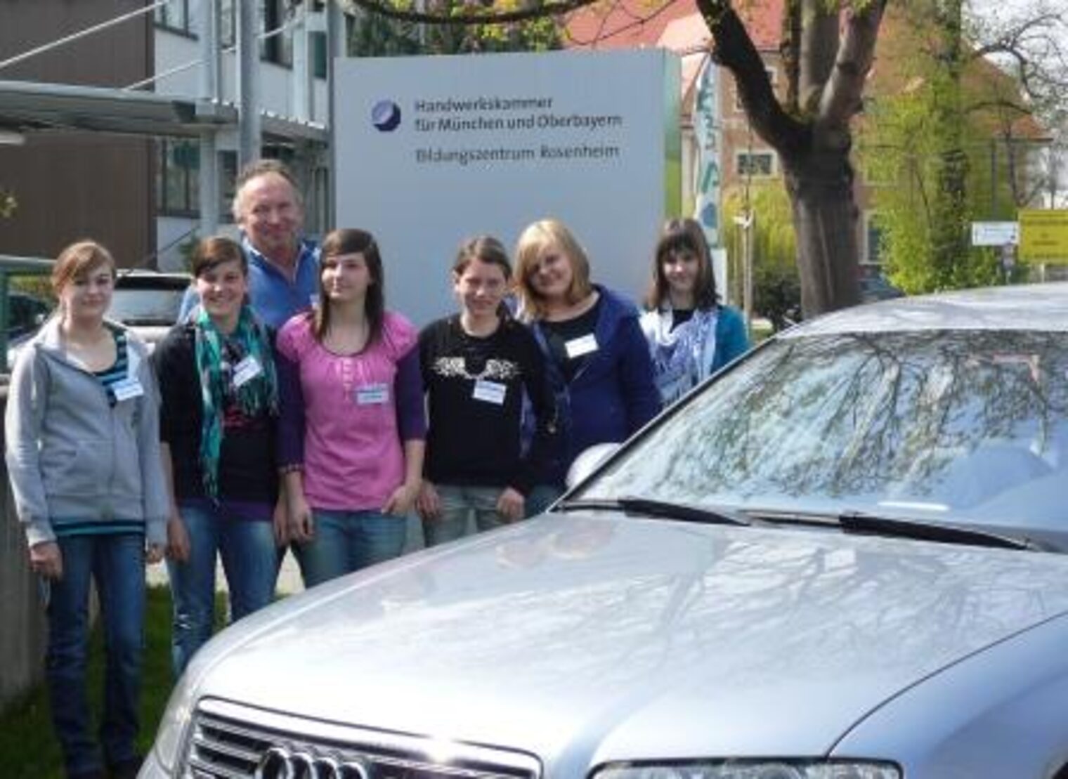Girls Day 2010 Rosenheim Kfz Gruppe