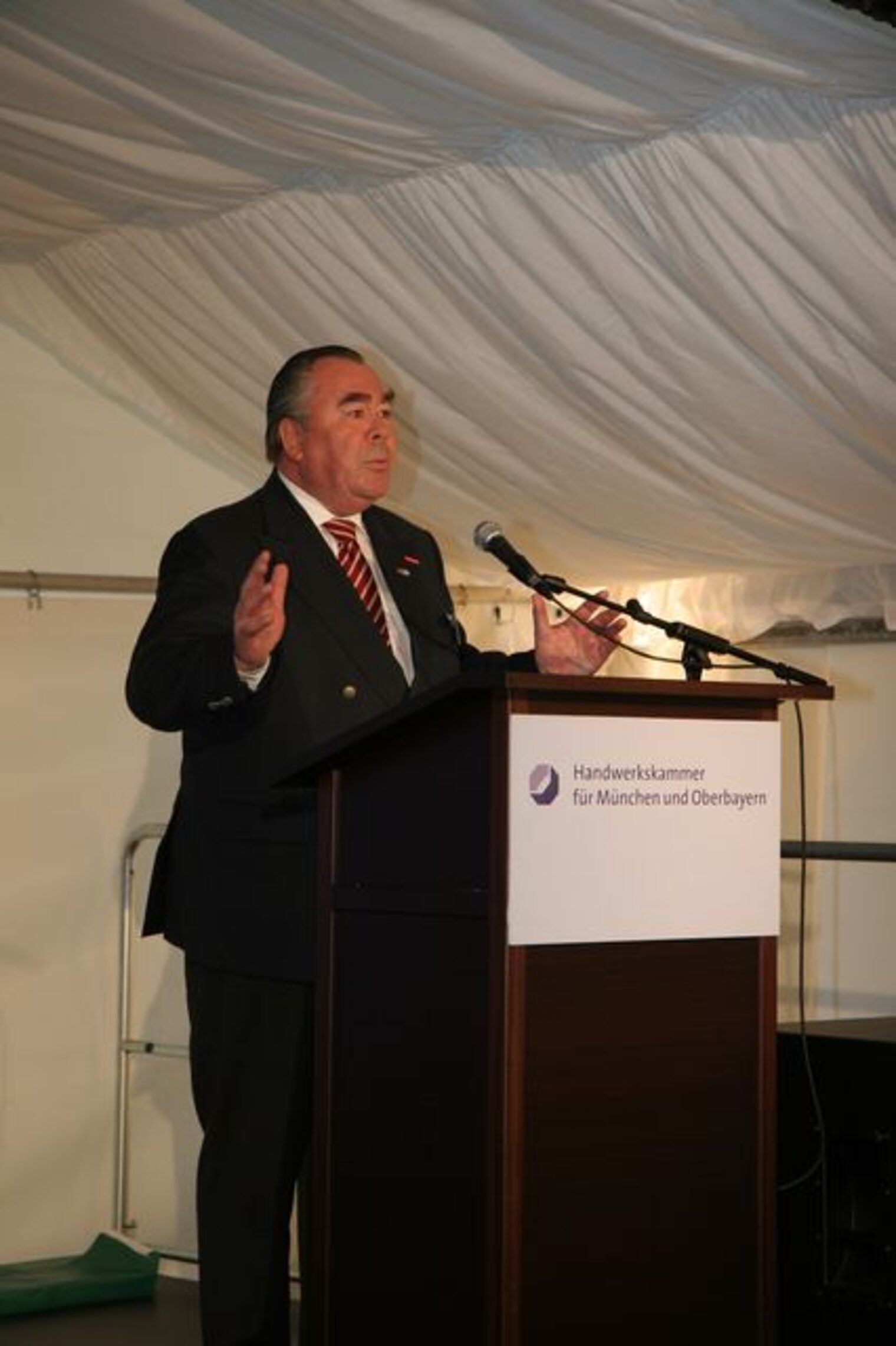 Sommerempfang 2010 im Innenhof der Handwerkskammer für München und Oberbayern