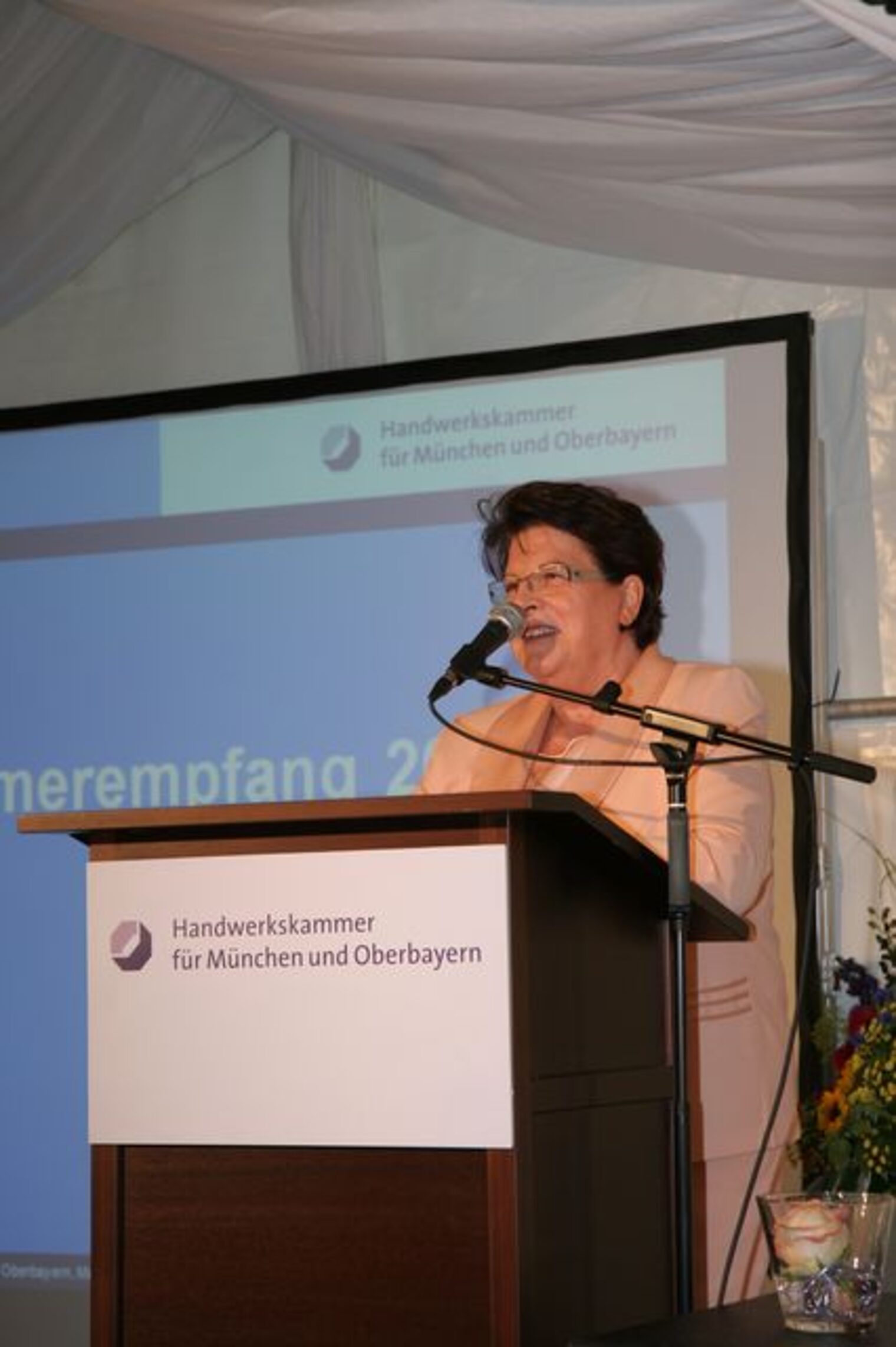 Sommerempfang 2010 im Innenhof der Handwerkskammer für München und Oberbayern
