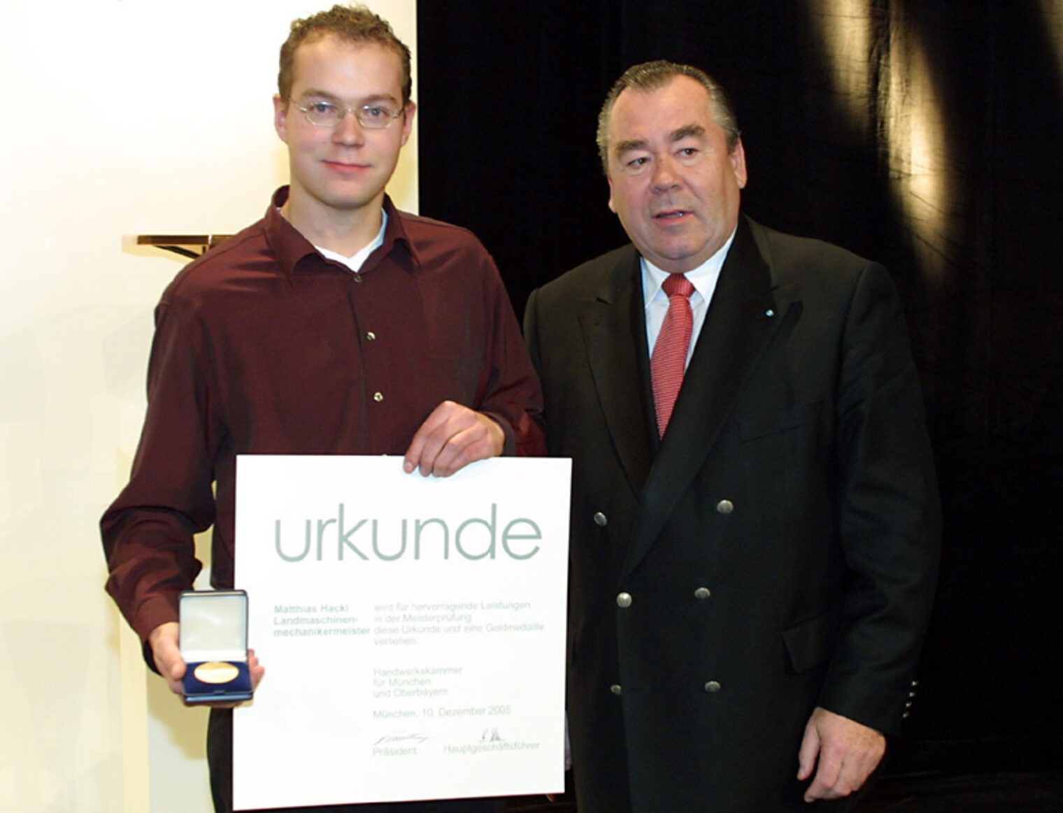 Bilder der Meisterfeier vom 10. Dezember 2005 im Internationalen Congress Centrum München