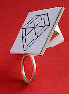 Kristine Bo SonneDänemark/Denmark¿Diamonds¿Ring/ring, 2005Textil, Baumwolle, SilberSewing thread, cotton canvas, silver6 x 4 x 2,5 cm